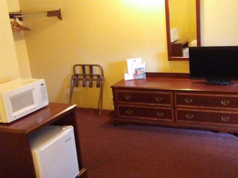 Econo Lodge Hornell Exteriör bild