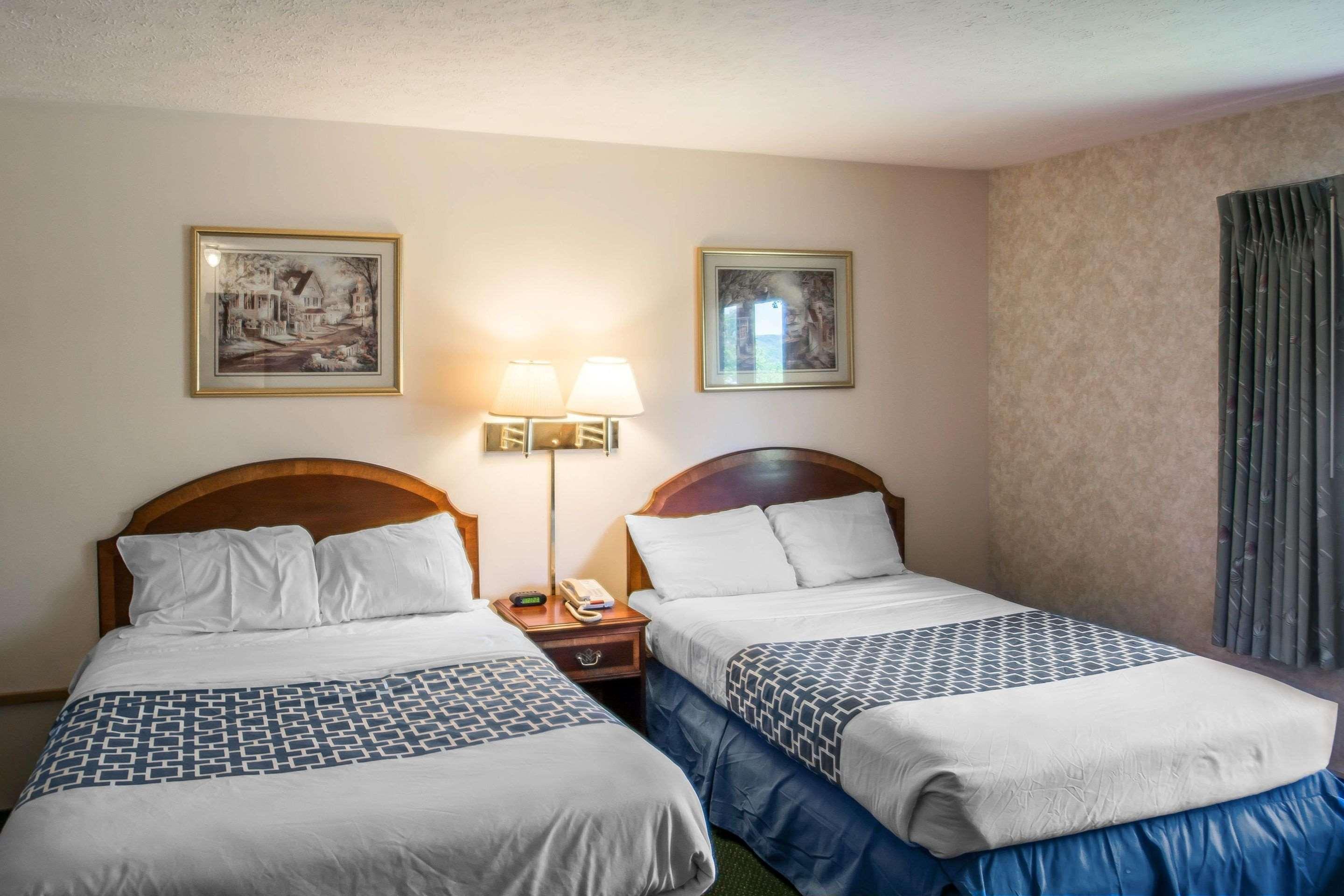 Econo Lodge Hornell Exteriör bild